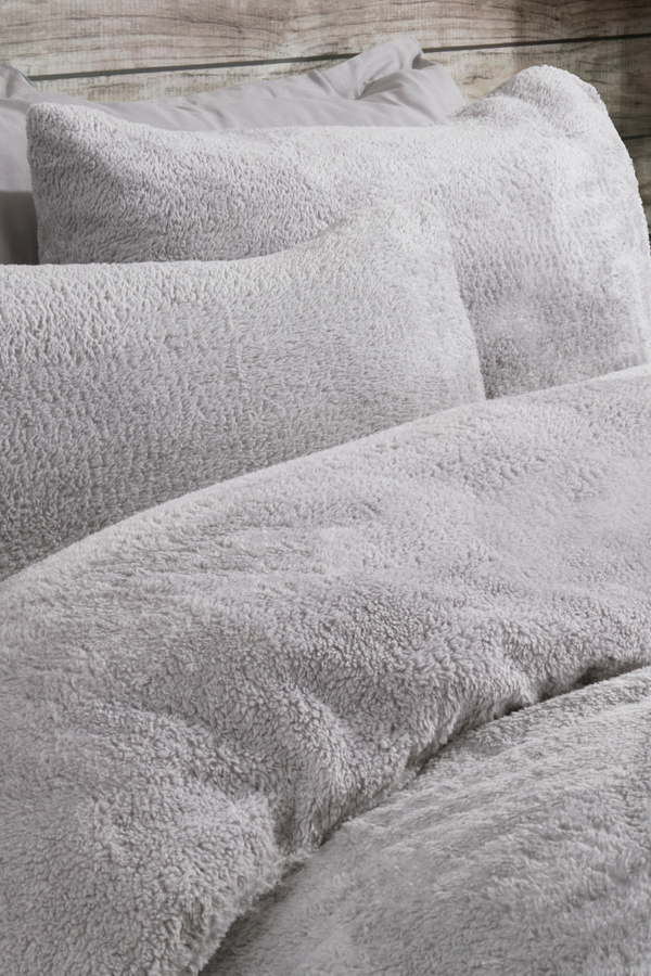 Ultra Soft Teddy Fleece Duvet Set | Grey perfect bedding for the winter months machine washable luxury bedding