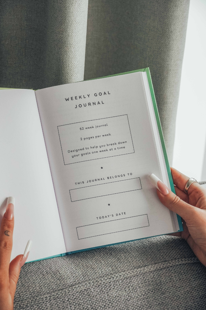 Guided Journal | Weekly Goal & Intention Setting | Weekly Prompts | Hardback| LiveWell